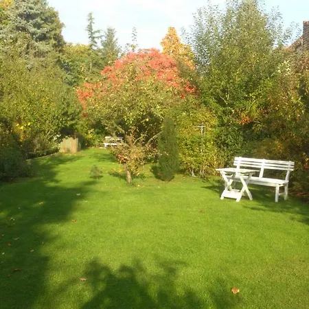 Wohnen Und Garten In Der Stadt Lejlighed Tangermünde